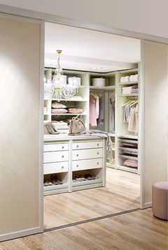 Der begehbare Kleiderschrank - Bild 13 - [SCHÖNER WOHNEN]