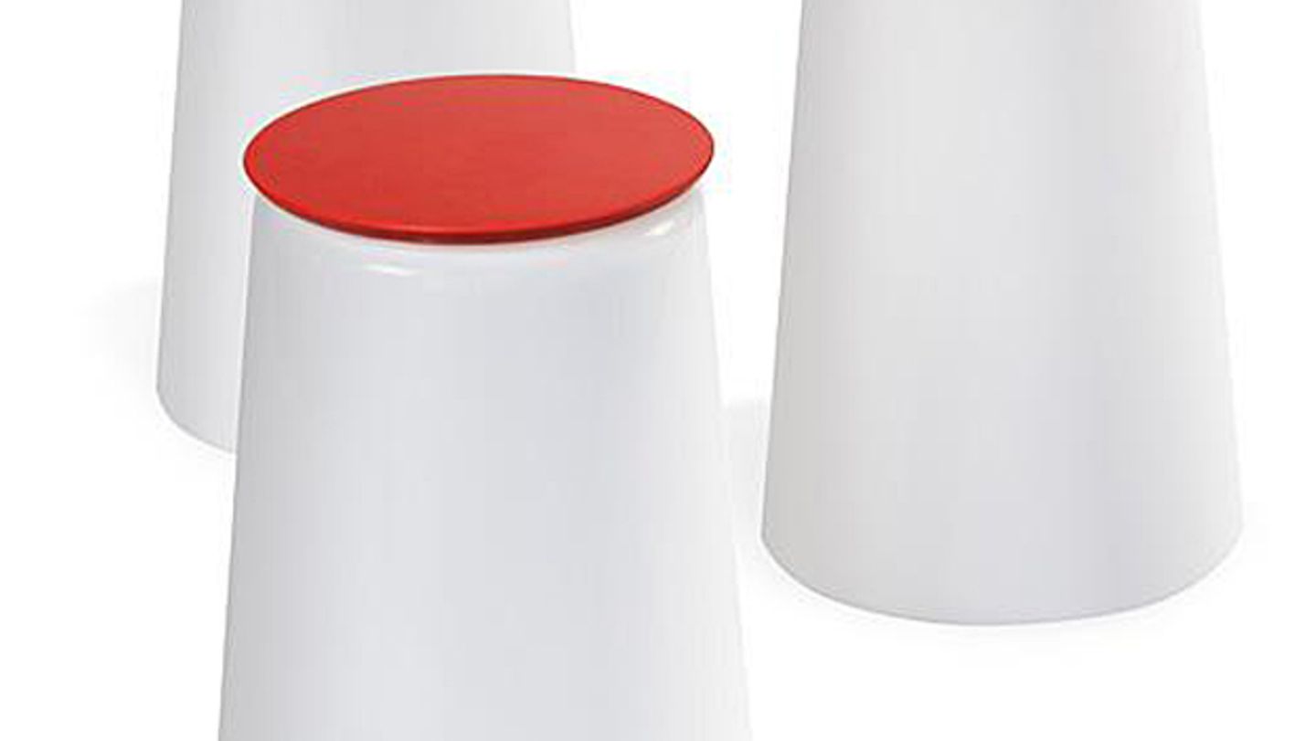 "Statthocker": Aus alten Straßenlaternen mach Sitzmöbel - [SCHÖNER WOHNEN]