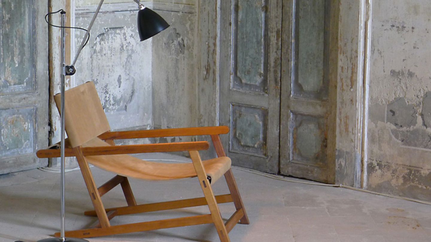 Sessel "Hanbury" aus Leder und massivem Teakholz - [SCHÖNER WOHNEN]