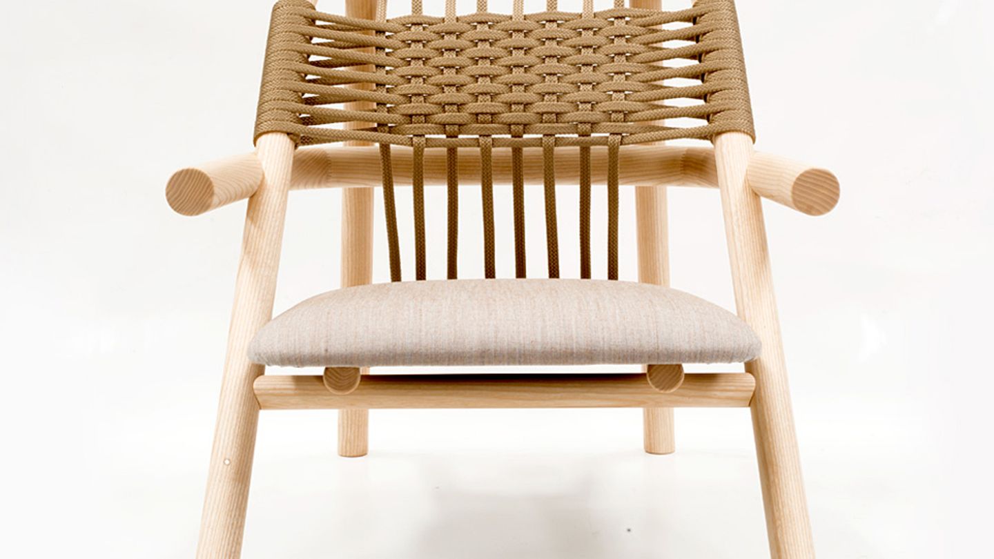 LoungeSessel "Unam" aus Holz [SCHÖNER WOHNEN]