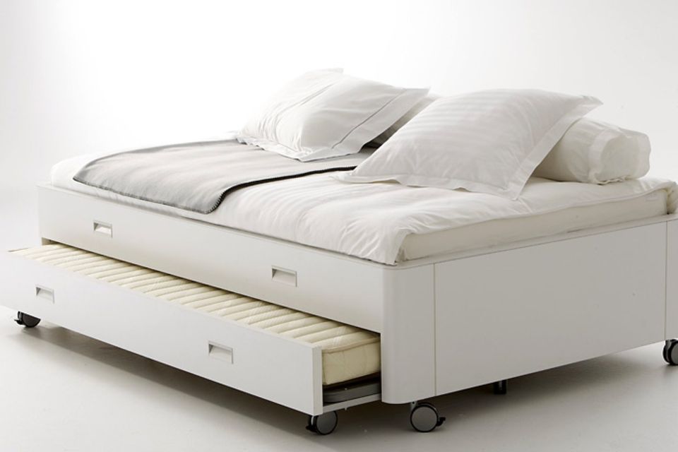 Möbel: Betten für Singles