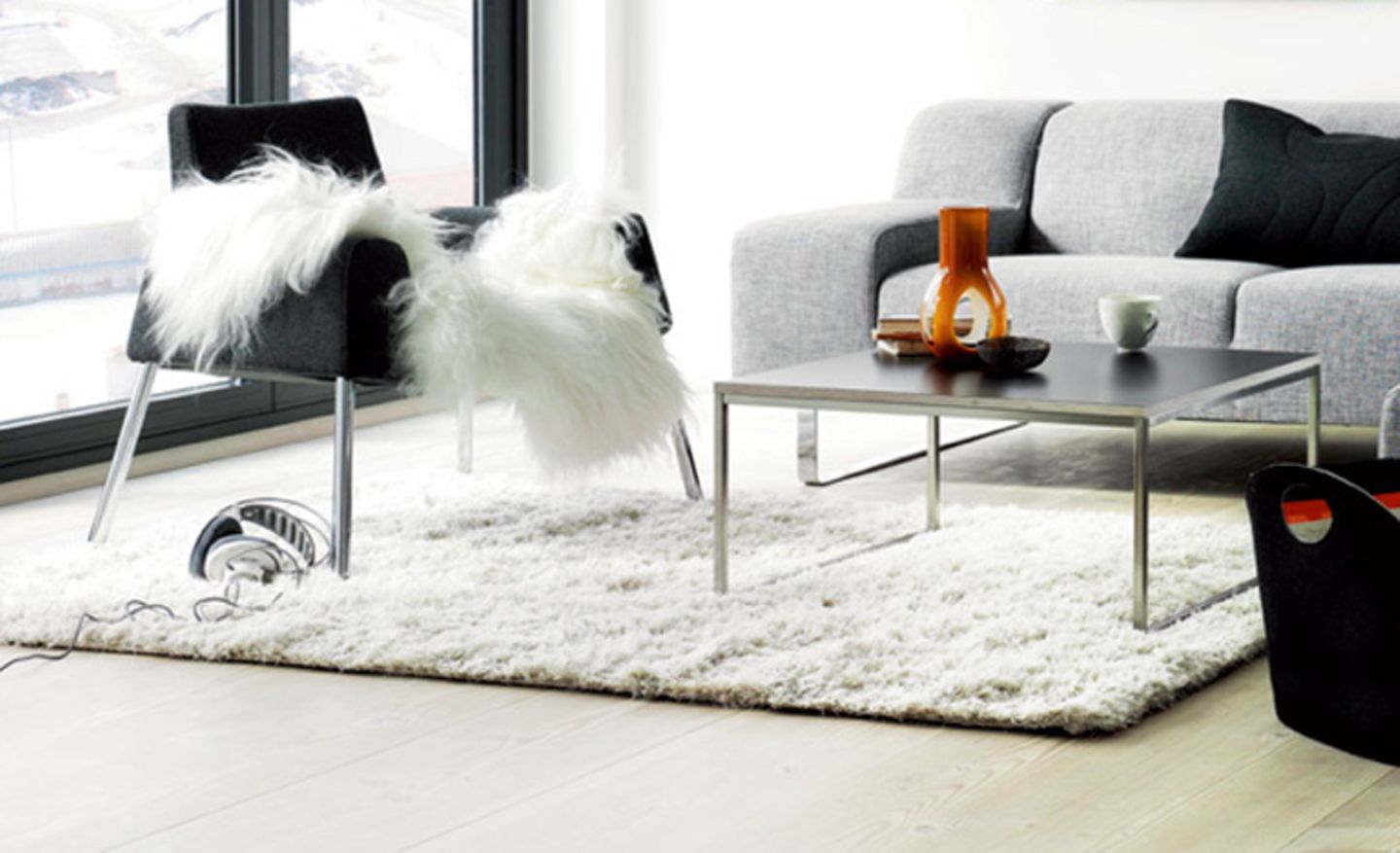 Hausdoktor: Wie hält die Decke auf dem Sofa?