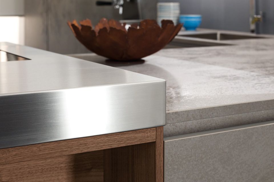 Trend: Materialien: Glas & Keramik für die Küche