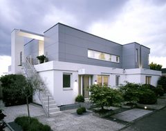 Haus in Grau und Weiß - Bild 12 - [SCHÖNER WOHNEN]