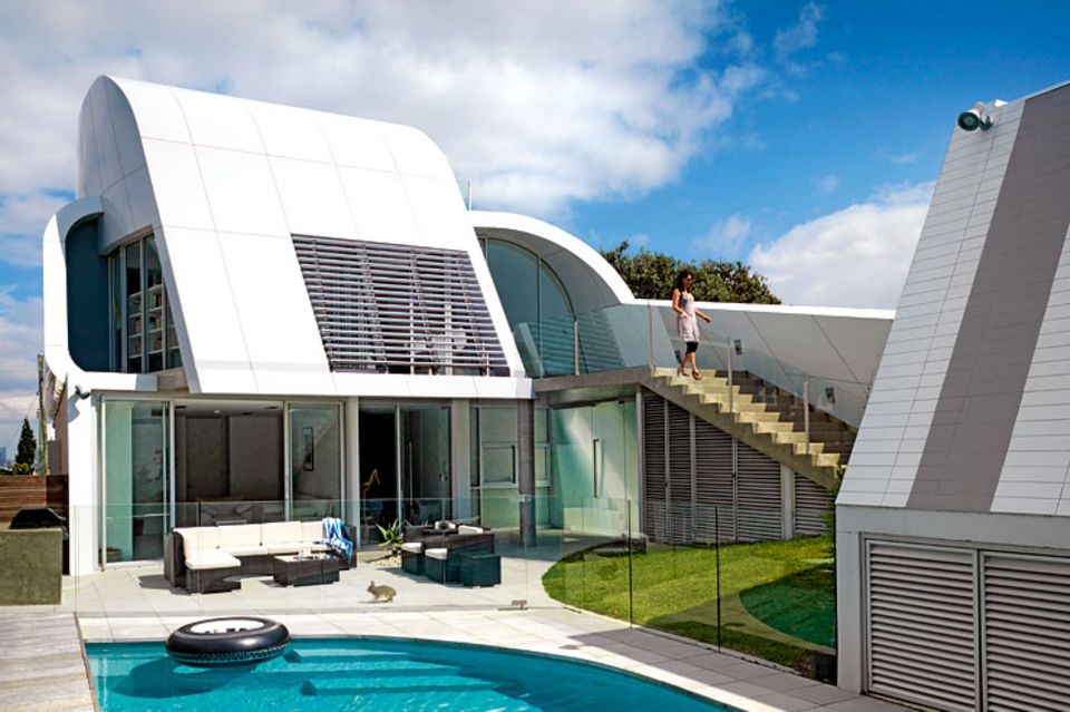 Architektenhäuser: Innovative Villa mit Aluminiumfassade