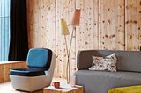 Wohnzimmer in hellem Holz - Bild 4