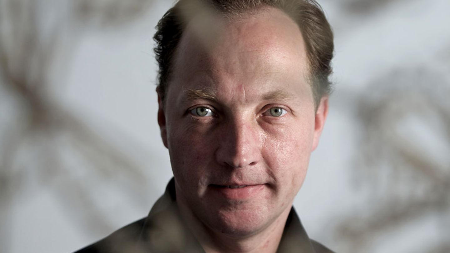 Portrait of Dutch designer Tord Boontje.