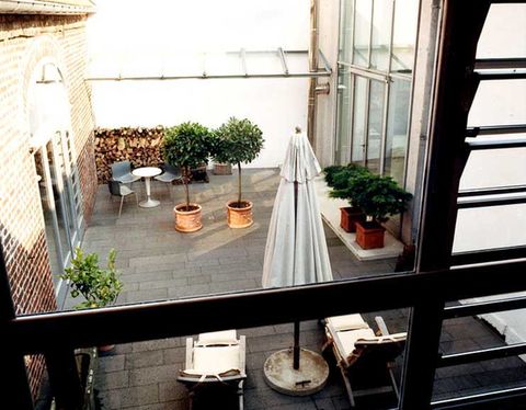 Geschlossener Innenhof - Bild 2 - [SCHÖNER WOHNEN]