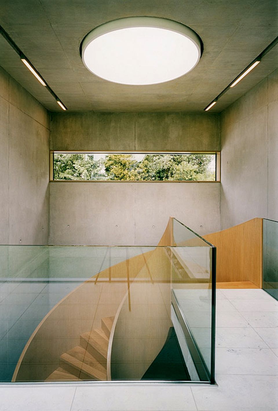 Wendeltreppe aus Holz - Bild 8 - [SCHÖNER WOHNEN]