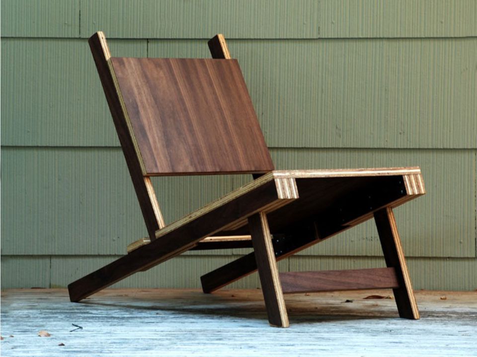 Sessel aus Walnuss-Holz