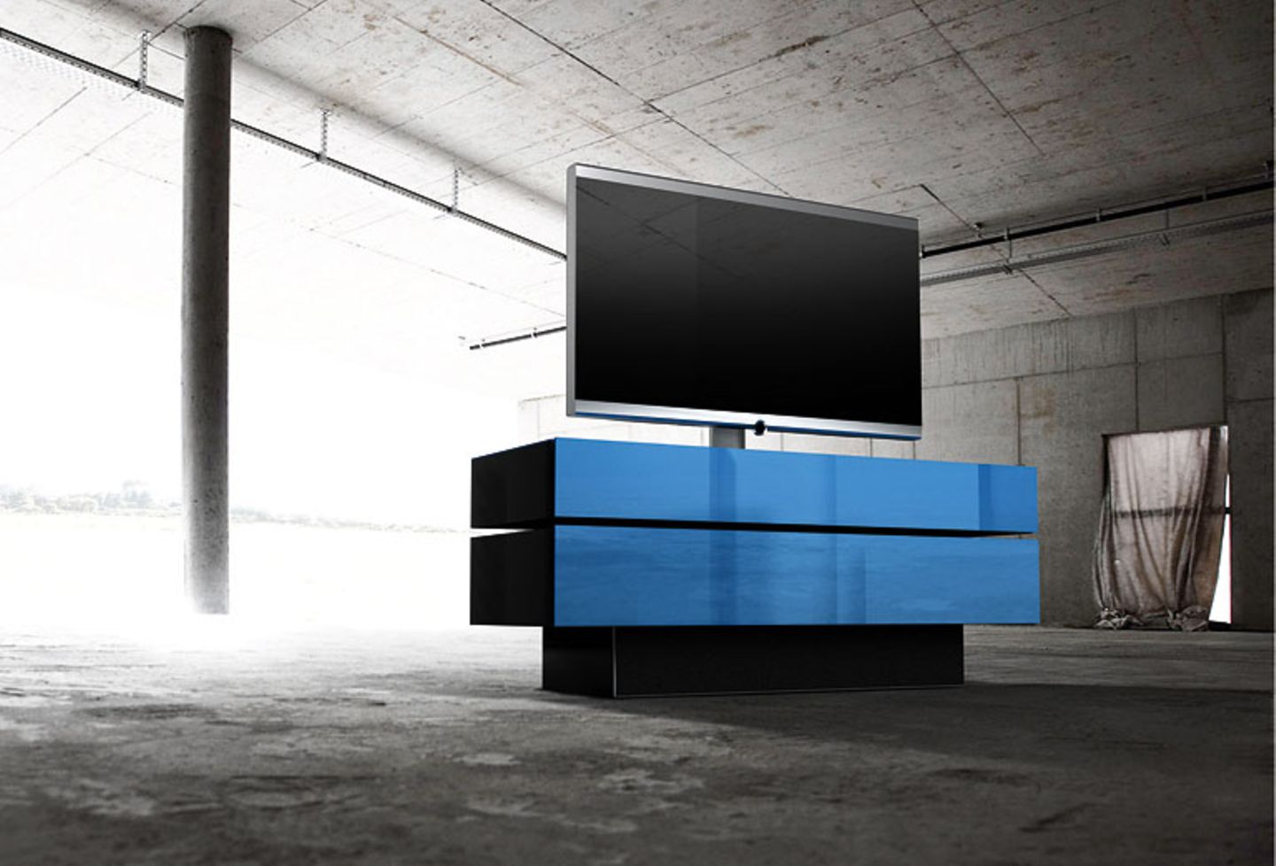 TV-Möbel mit integriertem Soundsystem: "Brick" von Spectral