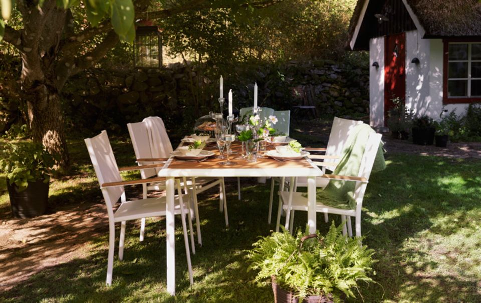 Möbel aus Eukalyptus bei Ikea