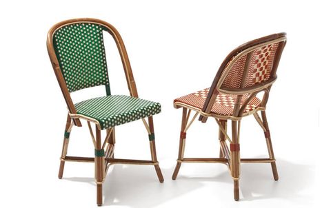 Französische Bistrostühle aus Rattan [SCHÖNER WOHNEN]