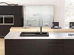 Keramik, Glas und Stahl in der Küche - [SCHÖNER WOHNEN]