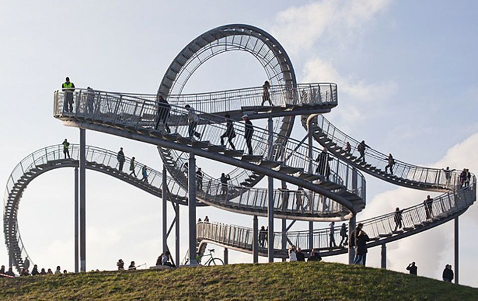 Spektakuläre Treppenskulptur in Duisburg