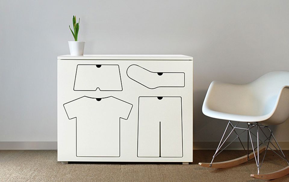 Kommode "Training Dresser" Kommode "Training Dresser"