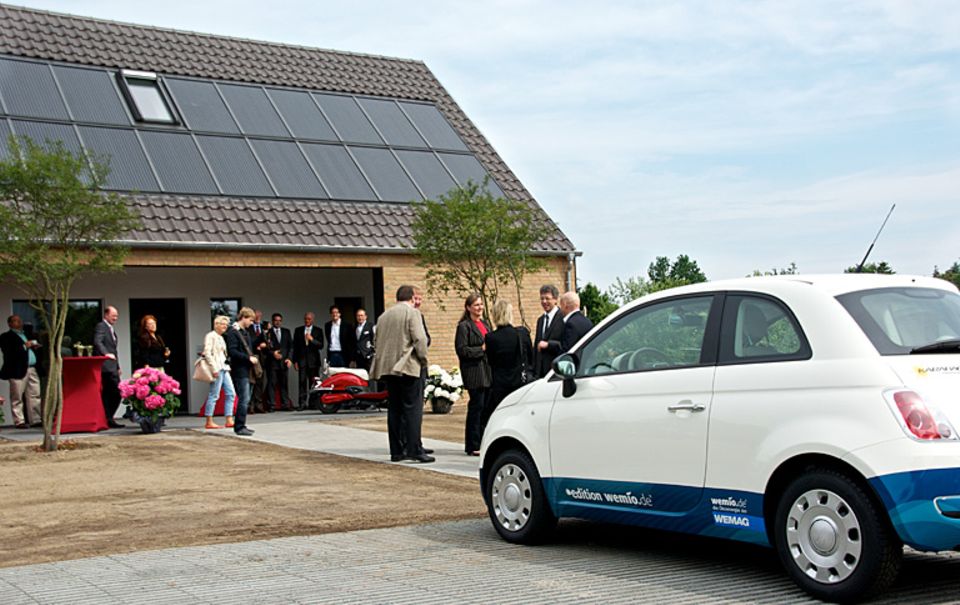 Energieplus-Haus steckt Stromüberschuss ins Elektroauto