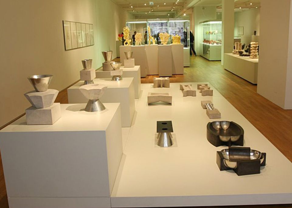 Keramiken des Art déco im Leipziger Grassi-Museum