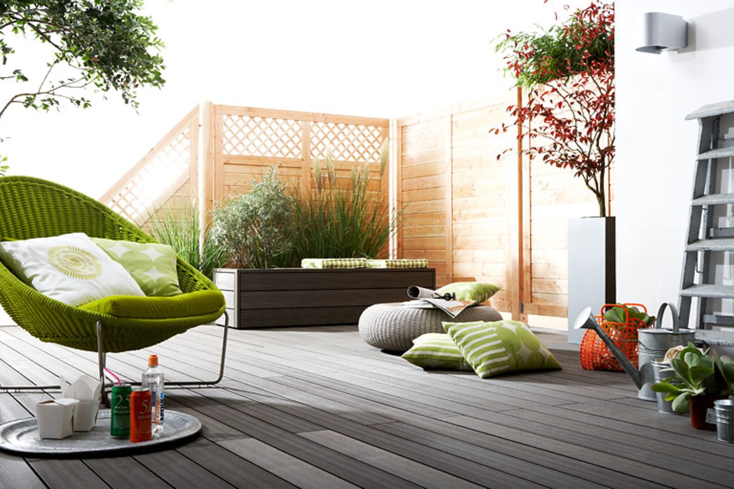 Die Terrasse vor neugierigen Blicken schützen [SCHÖNER WOHNEN]