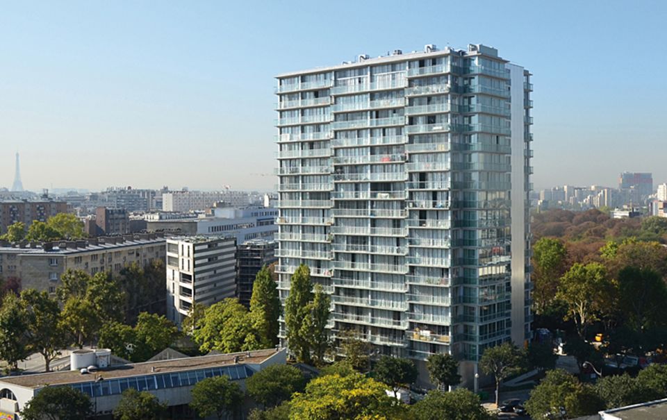 DAZ Berlin zeigt Umbau eines Pariser Wohnhochhauses