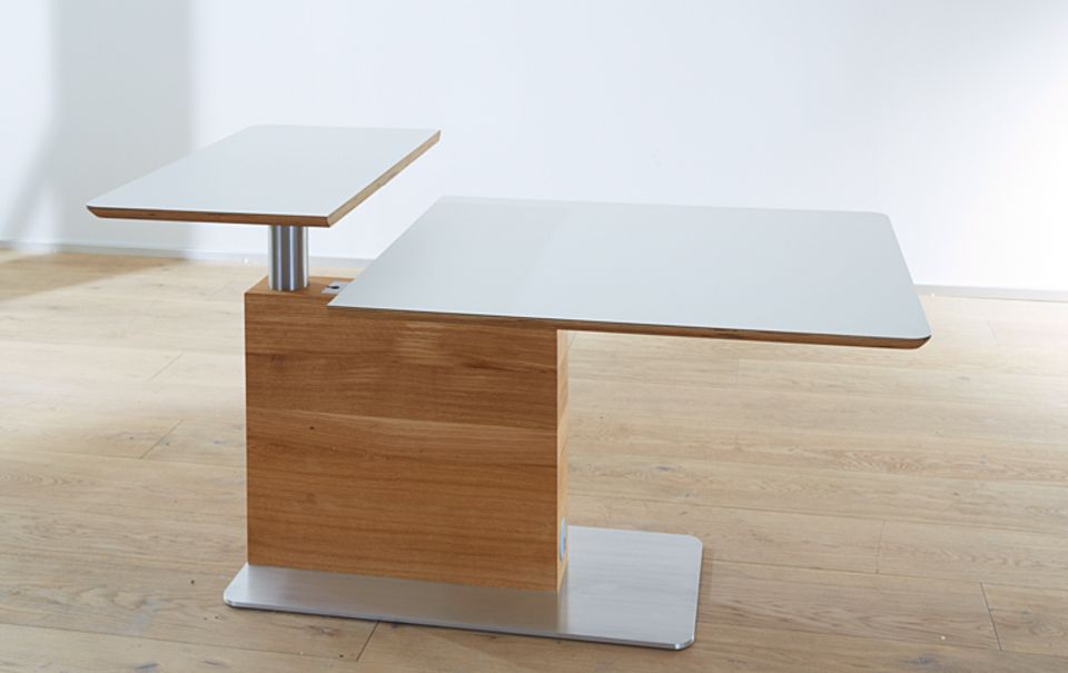 Höhenverstellbarer Tisch "Pavos 2" bei Schulte Design