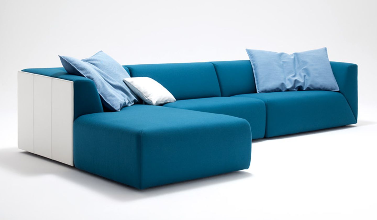 Perfekt sitzen auf Dickleder: Sofa "Amo" von Rolf Benz