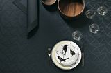 Tischdecke mit einem Muster von Arne Jacobsen