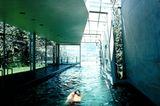 Pool mit Zugang ins Freie