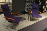 Starkes Violett und Orange bei B&B Italia