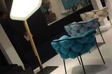 Wasserfarben: pastellige Blautöne mit Sand bei Ligne Roset
