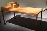 Schreibtisch "Listen to your hands" von Lee Sanghyeok