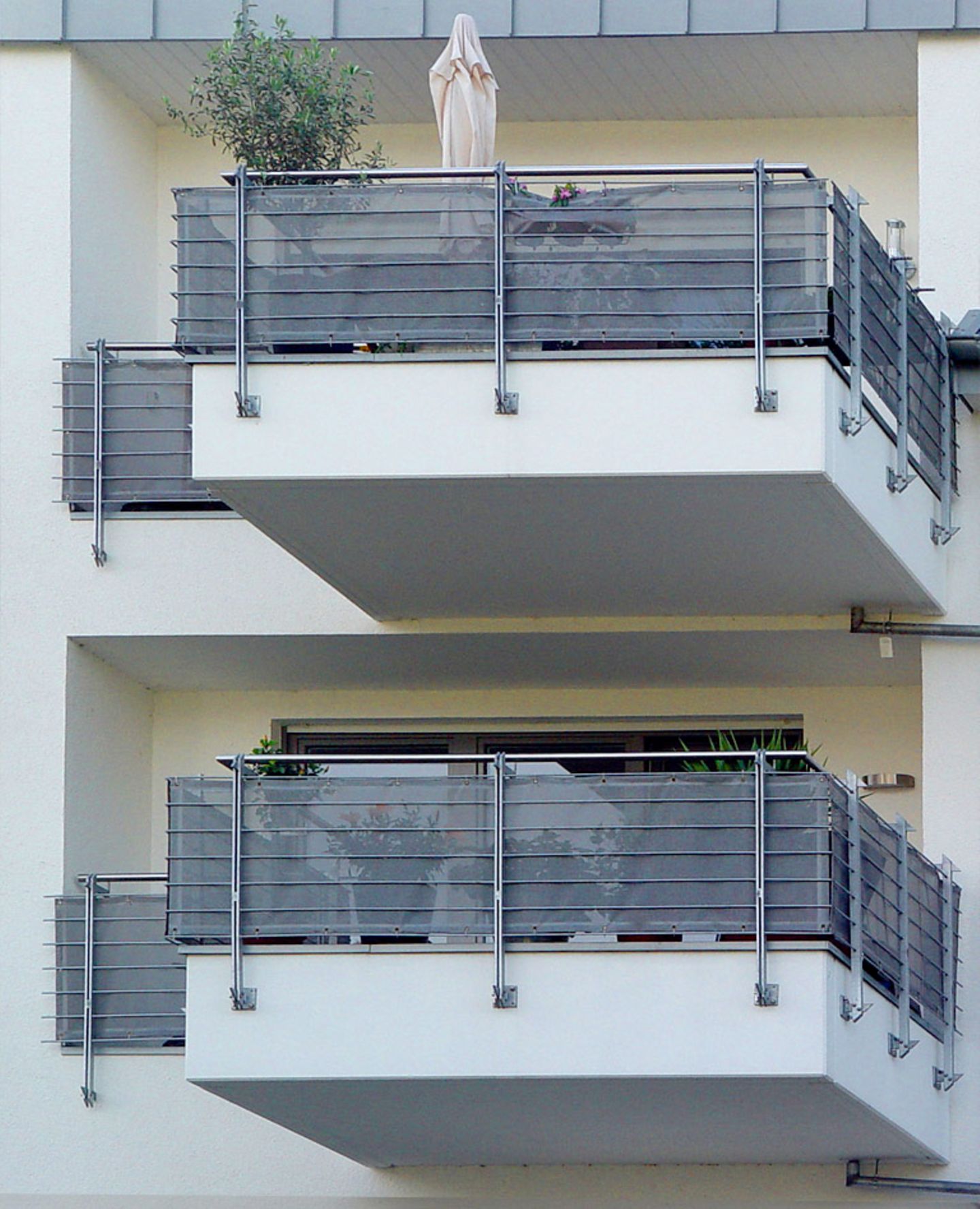 Zeitlos und passend: Balkon-Schichtschutz nach Maß