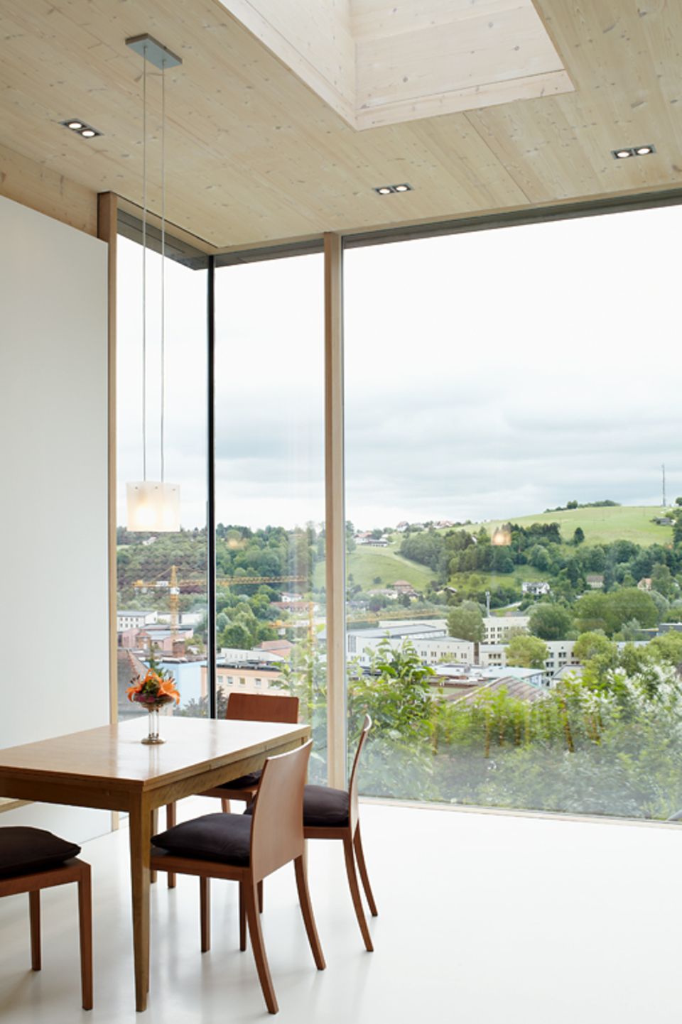 Bestens modernisiert: Essplatz mit Aussicht - Bild 5 - [SCHÖNER WOHNEN]