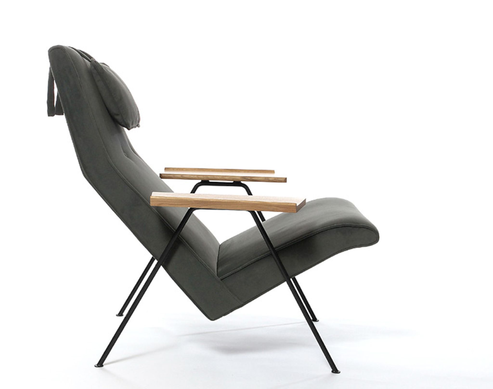 Robin day reclining chair deals