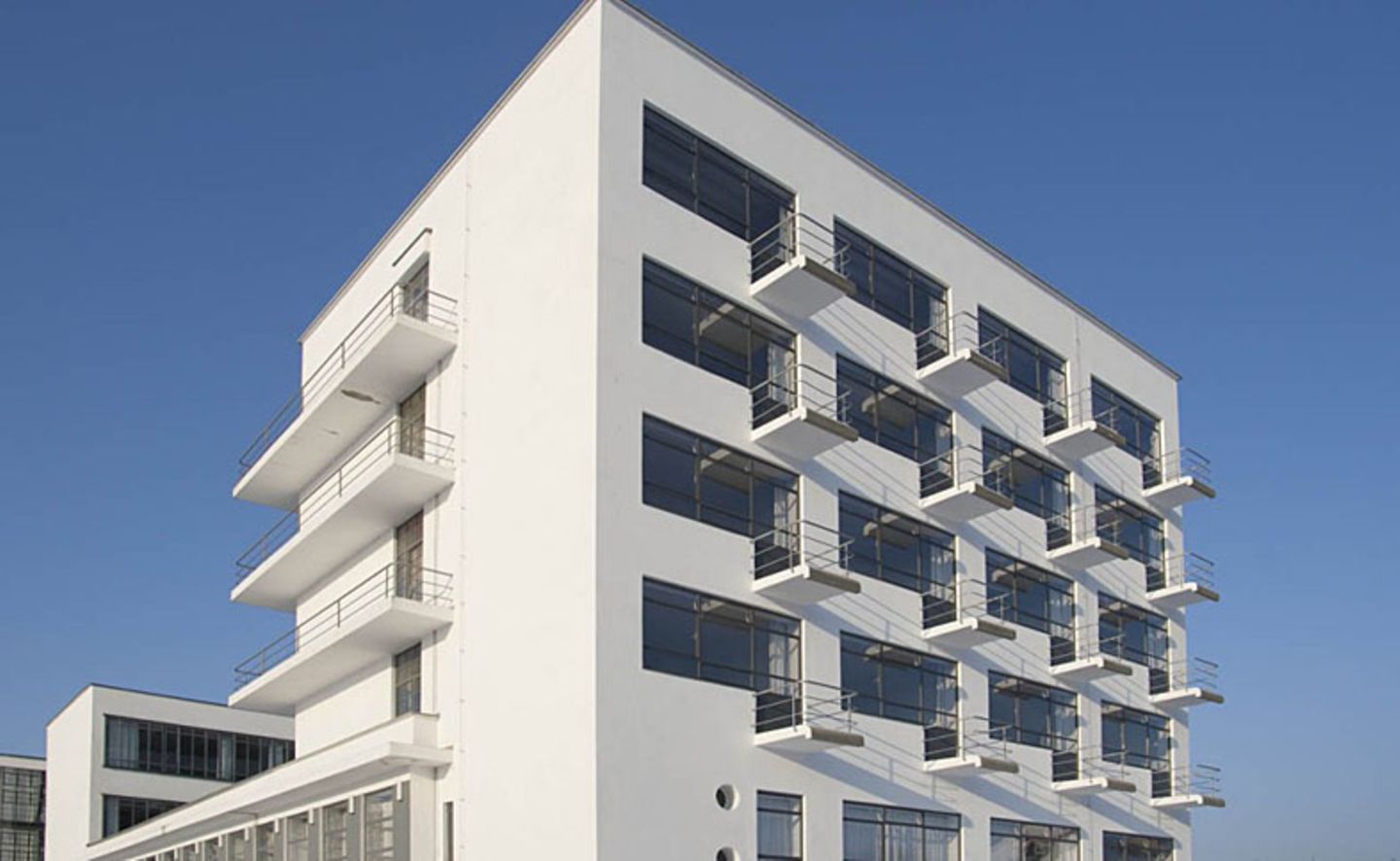 Apartments im Bauhaus Ateliergebäude Prellerhaus in Dessau