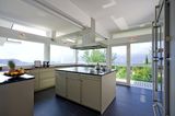 Offene Küche mit Panoramablick