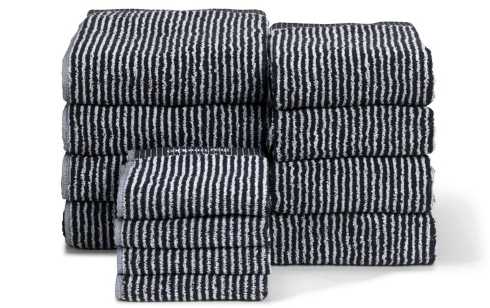Handtücher in Schwarz-Weiß von Marimekko - [SCHÖNER WOHNEN]