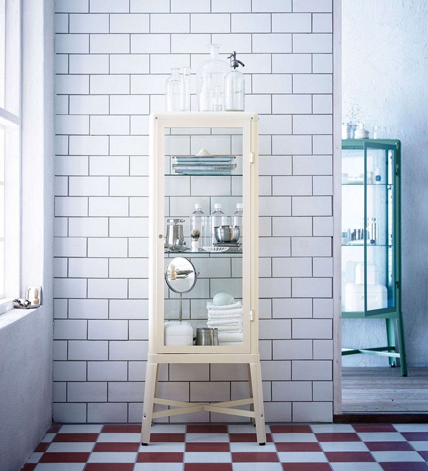 Robust: Vitrine