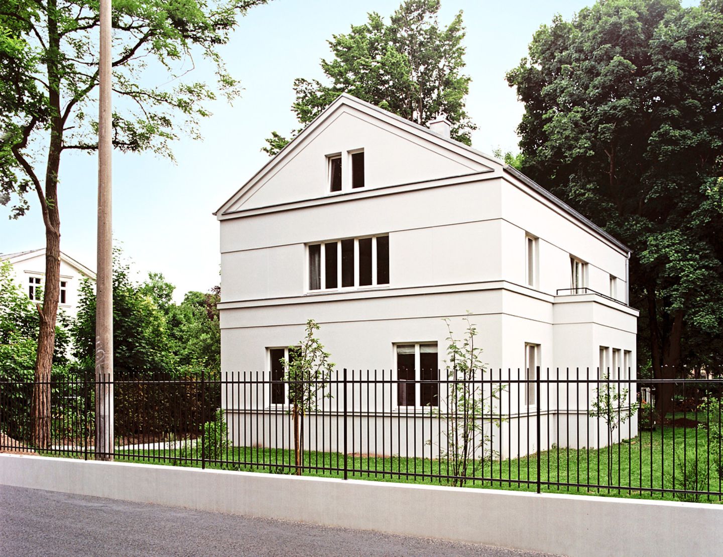 Haus am Pfingstberg von Eingartner Khorrami Architekten