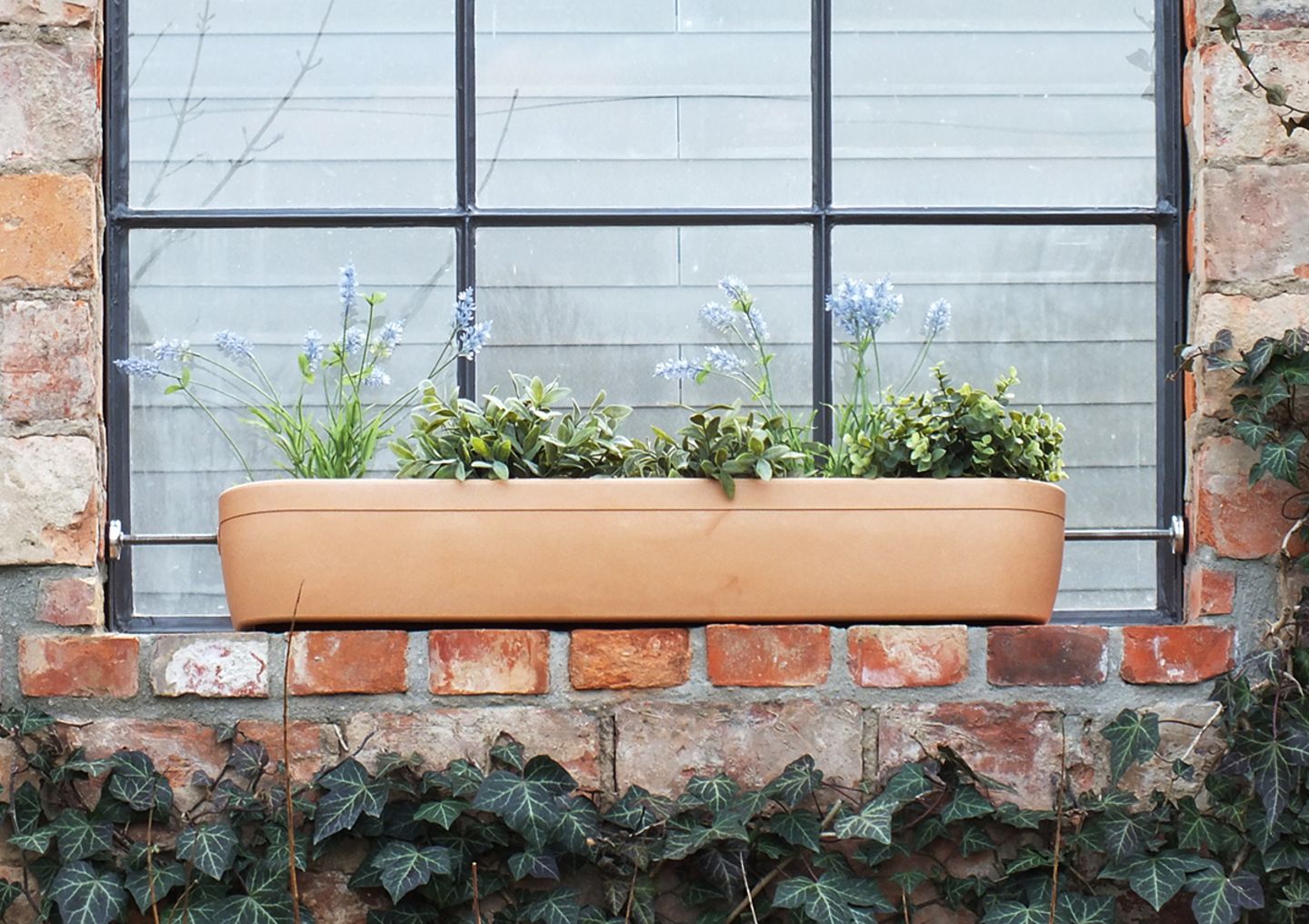 blumenkasten palette hornbach Outsunny Wood Raised Garden Bed with Trellis, Hanging Roof, Drainage Holes  and Liner,43.3