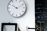 Zeitlos: Uhr "City Hall" von Arne Jacobsen