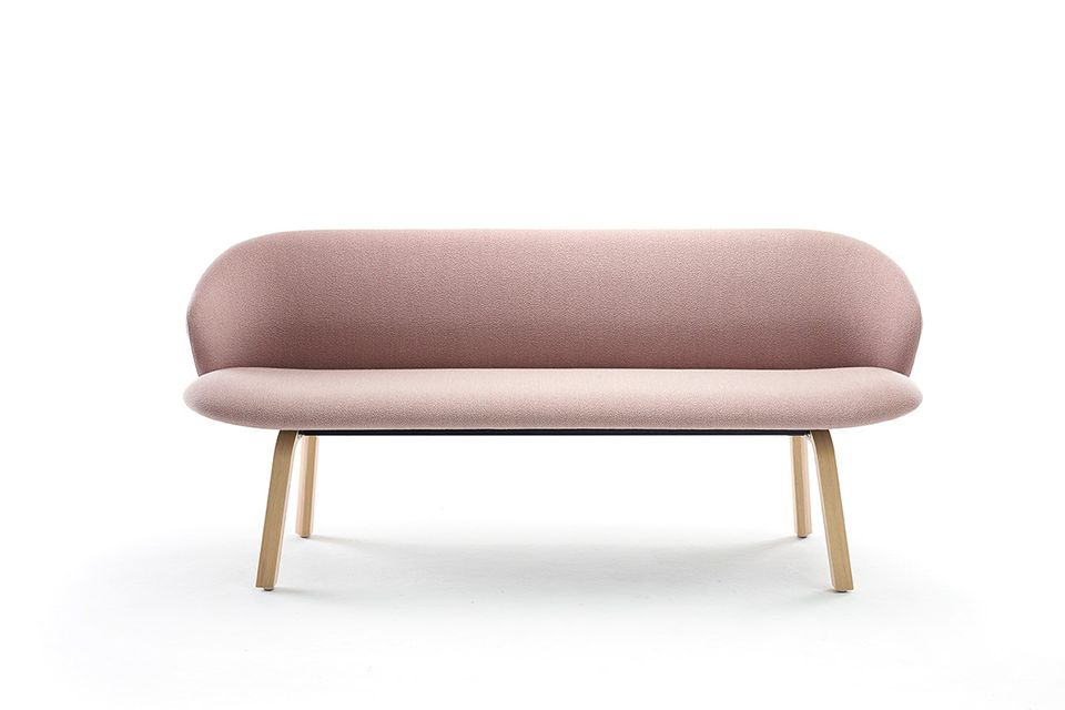 Sitzbank "Close Bench" von Gudmundur Ludvik für Arco Sitzbank "Close Bench" von Gudmundur Ludvik für Arco