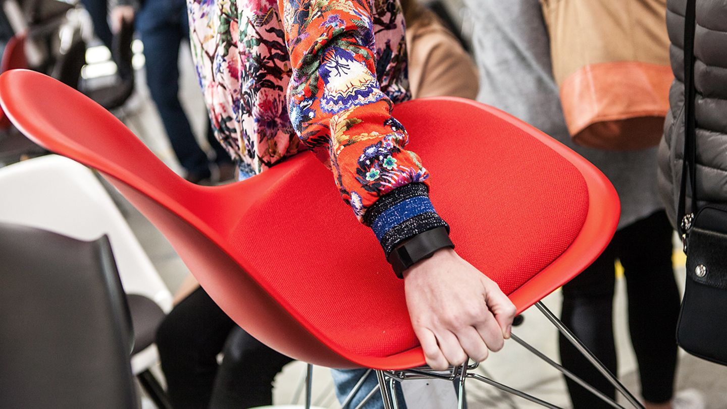 Der Preis ist heiß "Vitra Factory Sale" in Weil am Rhein [SCHÖNER