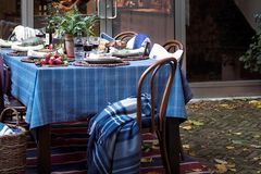 Klassisch: "Frame Wool Throw" von Lexington - Bild 14 - [SCHÖNER WOHNEN]