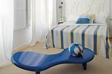 Schlafzimmer in mediterranem Blau-Weiß