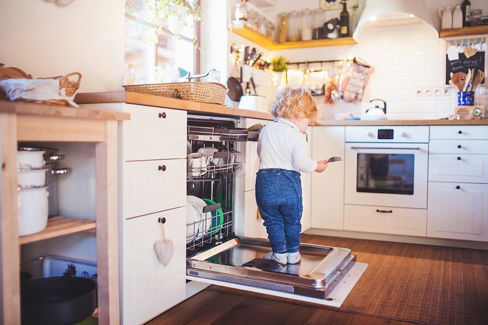 Kochen und backen mit Kindern - Sicherheitstipps