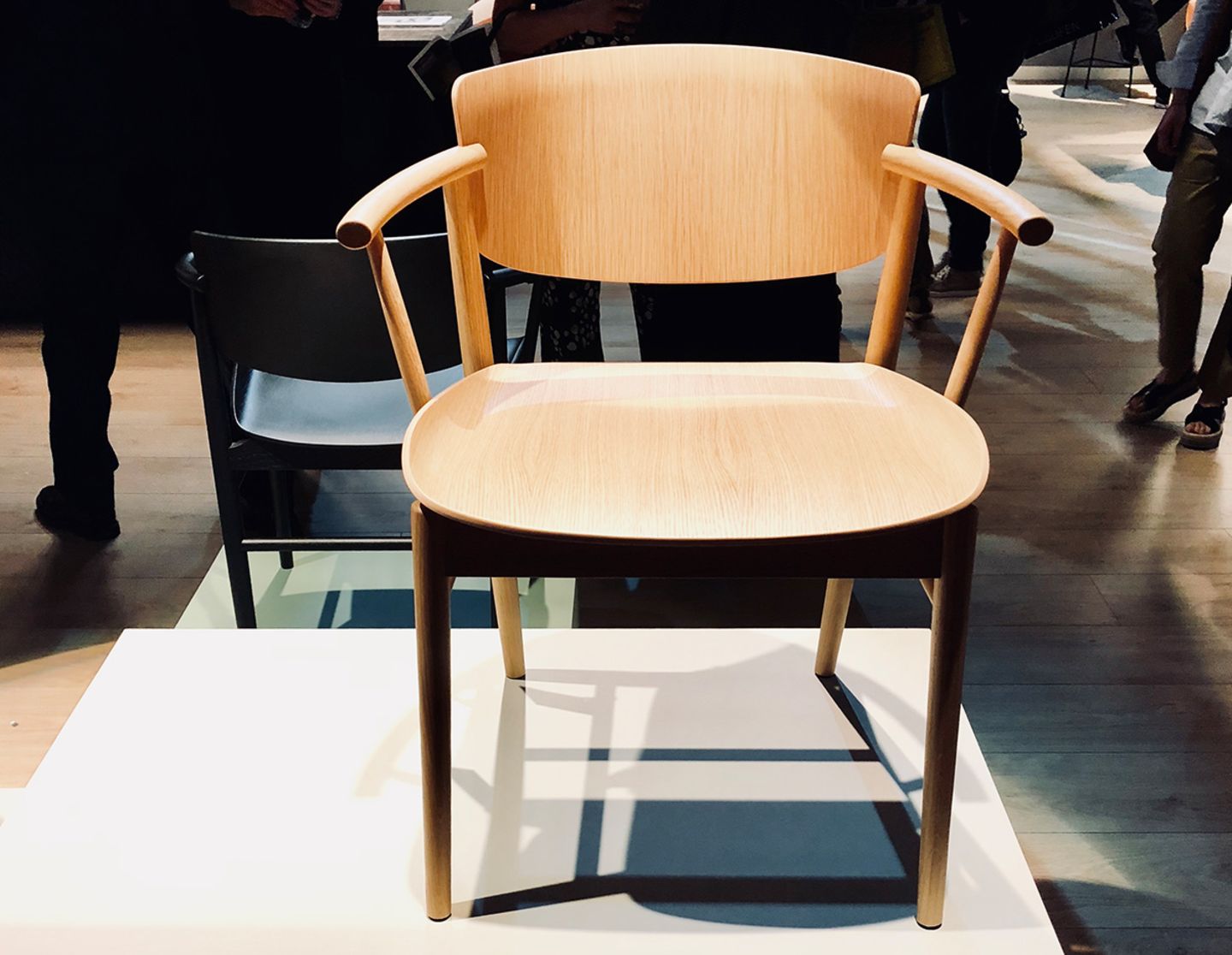 Stuhl "N01" von Nendo für Fritz Hansen