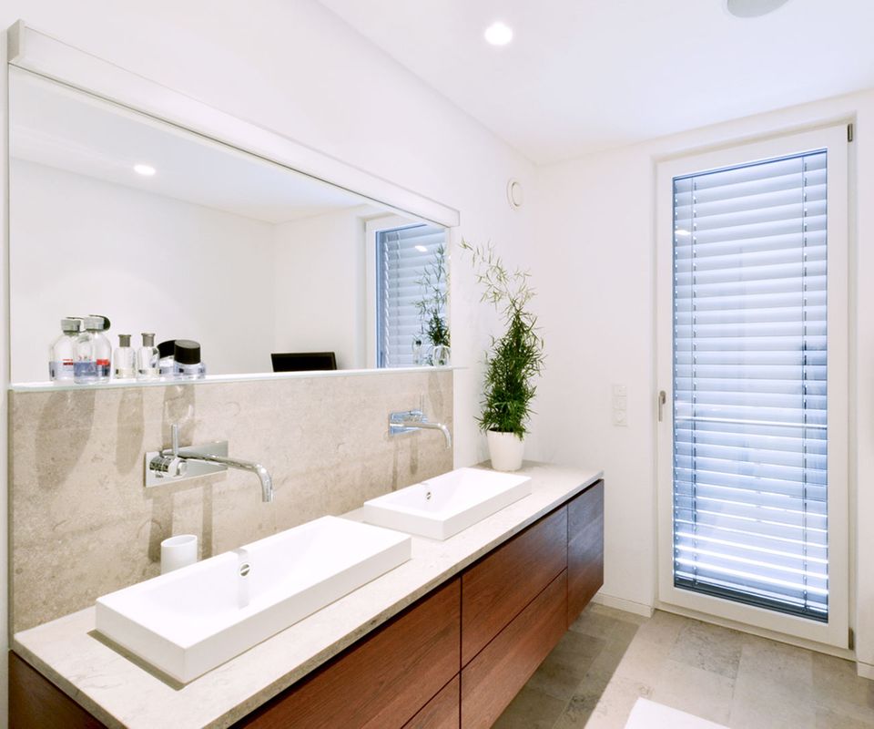 Badezimmer mit Natursteinboden - Bild 10 - [SCHÖNER WOHNEN]