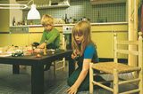 Einbauküche mit Kindern im Miele-Katalog, 1975