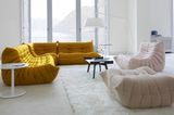Sofa "Togo" mit Bodenkissen